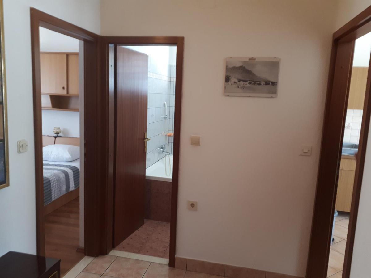 Apartman Emilio Baška Voda Extérieur photo