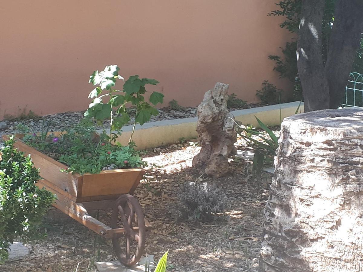 Apartman Emilio Baška Voda Extérieur photo